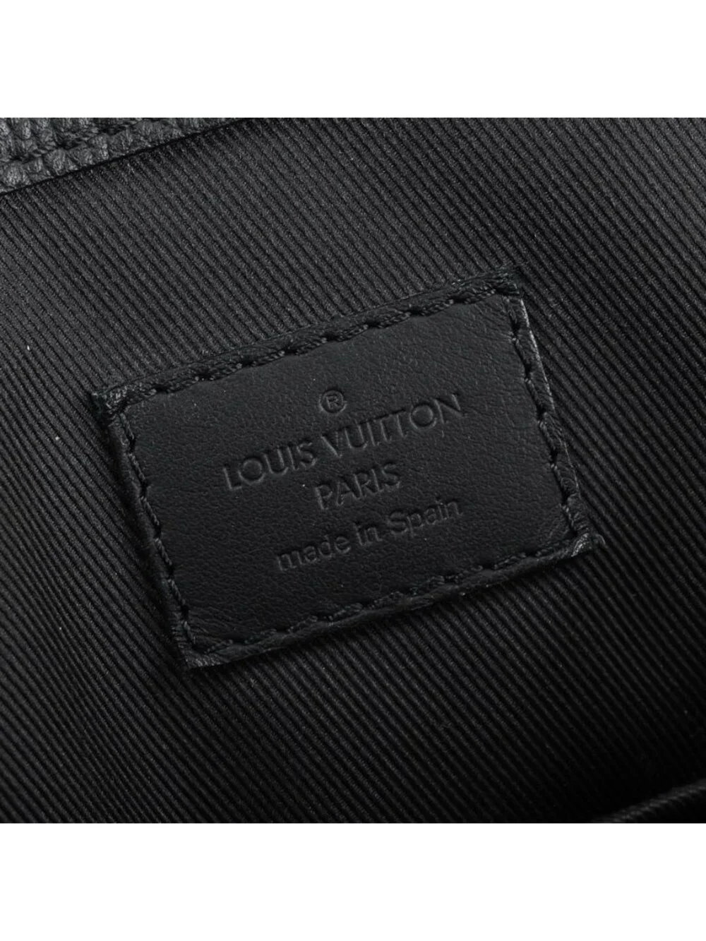 Louis Vuitton Tote Takeoff